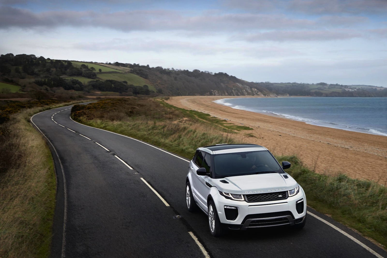 MY16_Range_Rover_Evoque_EXT_LOC103_PR Land Rover Finally Wins Case Against Chinese Evoque Clone