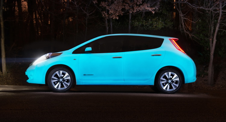  Nissan Becomes First Car Maker to Glow In The Dark Using UV Energy [w/Video]