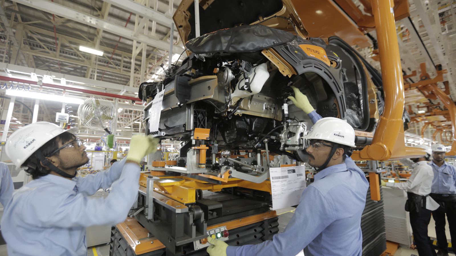 Ford Starts Building New Figo Aspire at New $1 Billion Plant in India