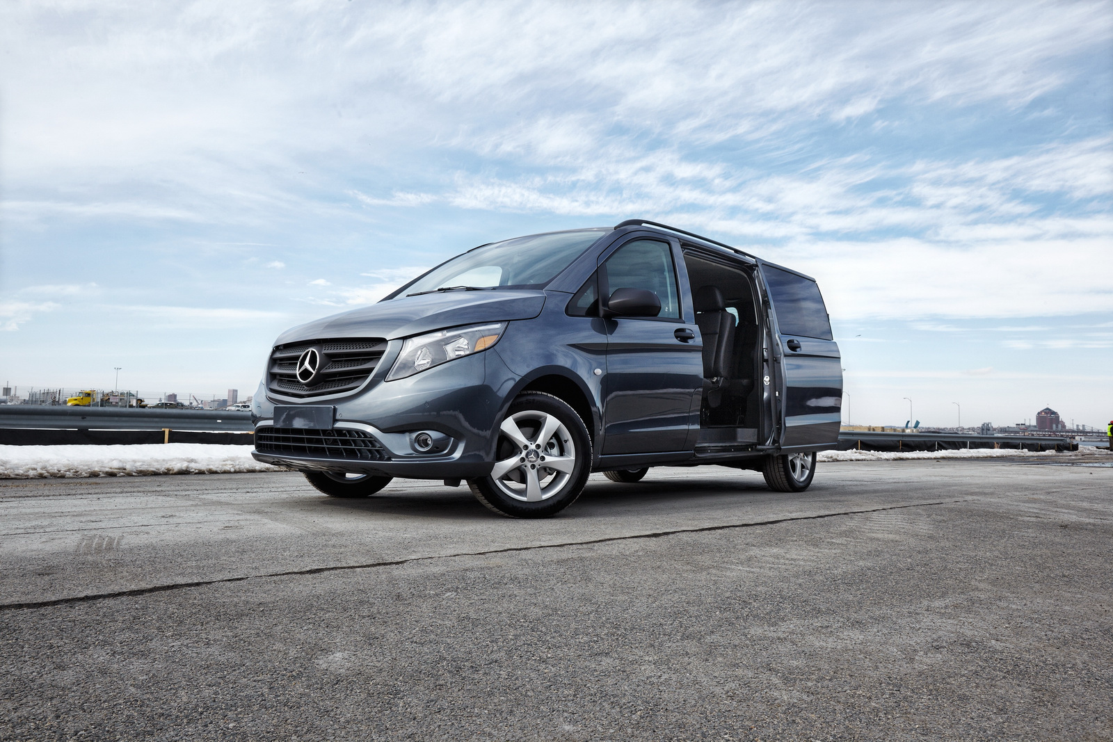 North America Gets Mercedes-Benz Vito Badged as the Metris, but not the  V-Class