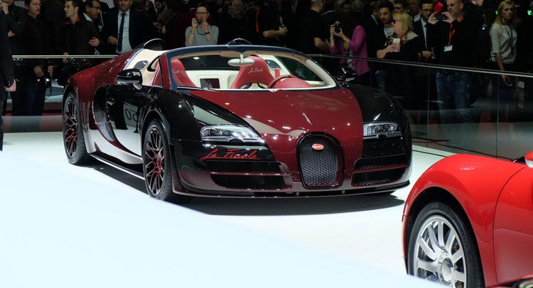  First and Last Bugatti Veyron Built Share the Stage in Geneva