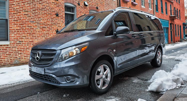 North America Gets Mercedes-Benz Vito Badged as the Metris, but