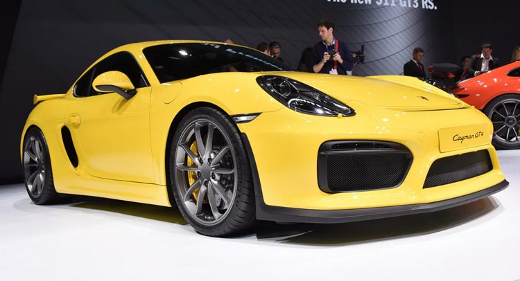  Porsche Cayman GT4 Looks Eager to Prove Itself Against 911 Carrera in Geneva