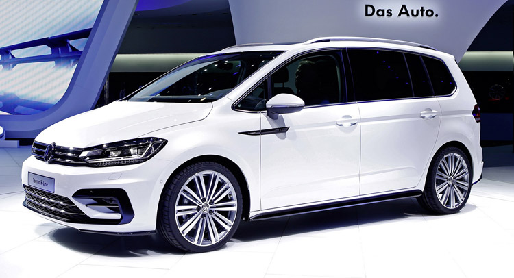  New VW Touran Looking Good In R Line Outfit