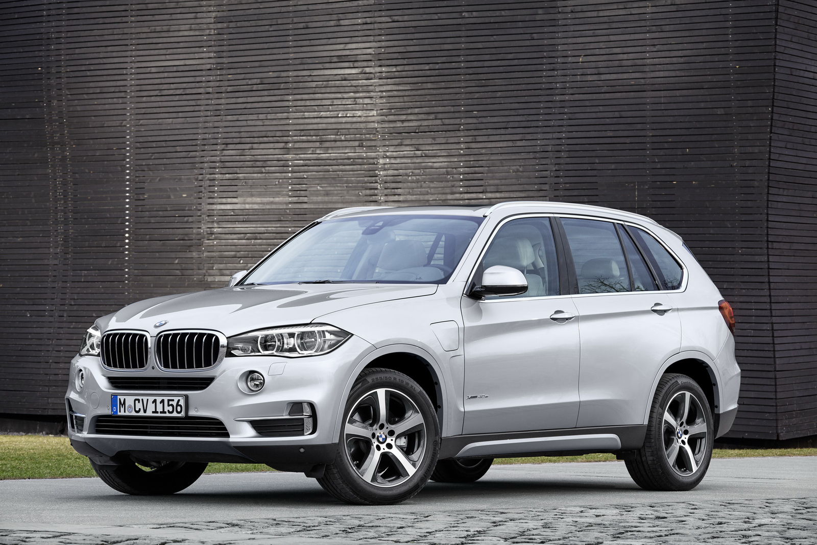 BMW-X5-xDrive40e-23 BMW To Build More X5s In Thailand To Sidestep China Tariffs