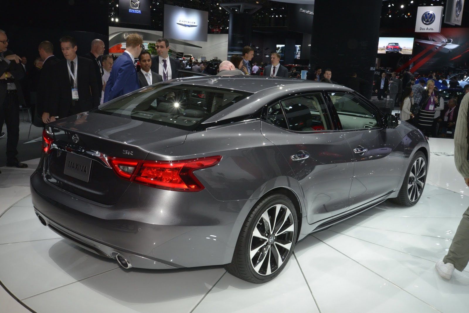 In Defense Of The 2016 Nissan Maxima And Other Large Mainstream Sedans ...