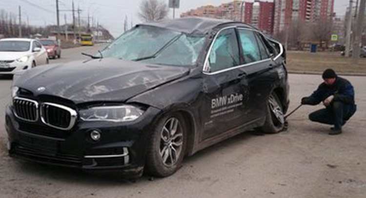  BMW X5 Test Drive Turns Into Test Crash