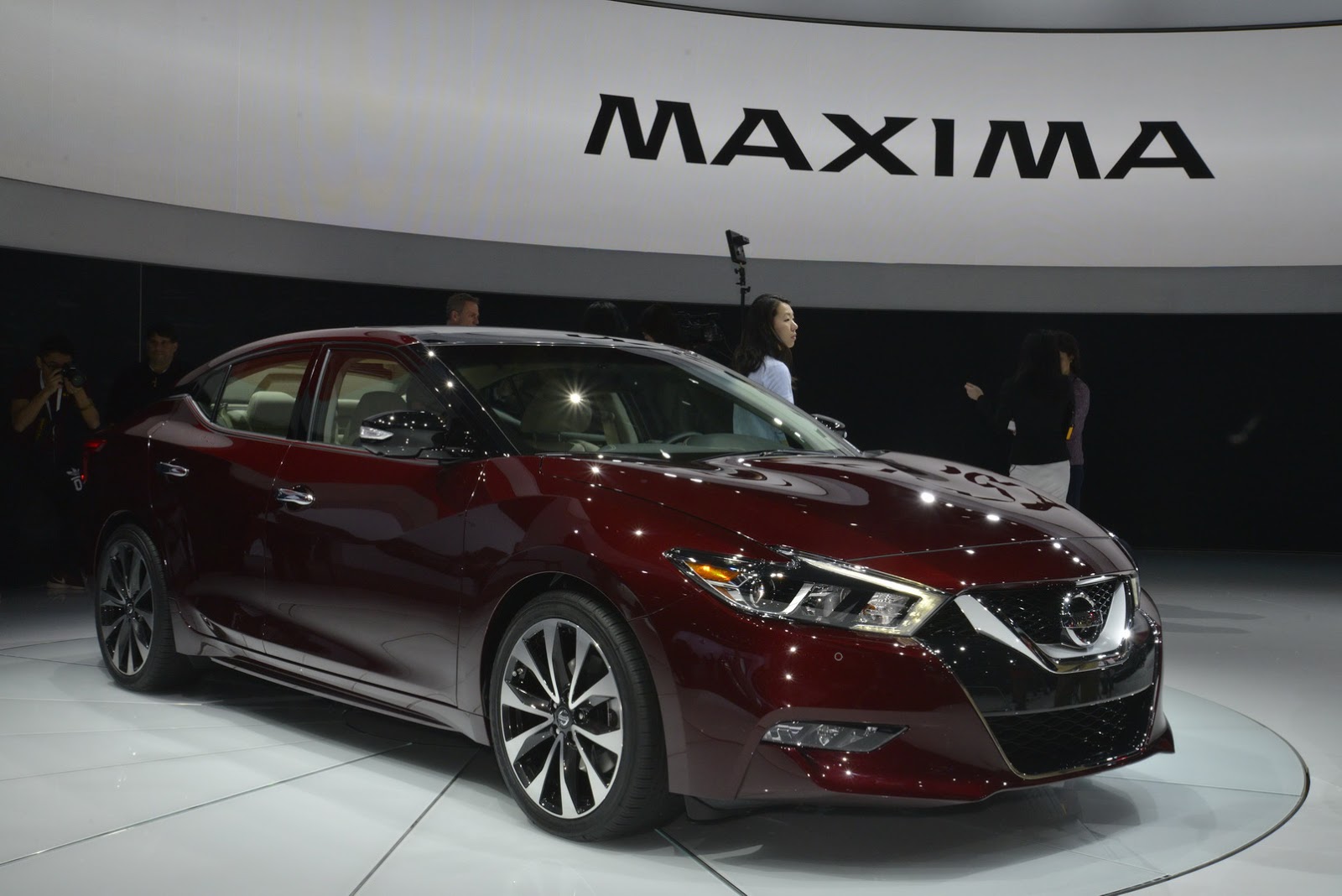 In Defense Of The 2016 Nissan Maxima And Other Large Mainstream Sedans ...