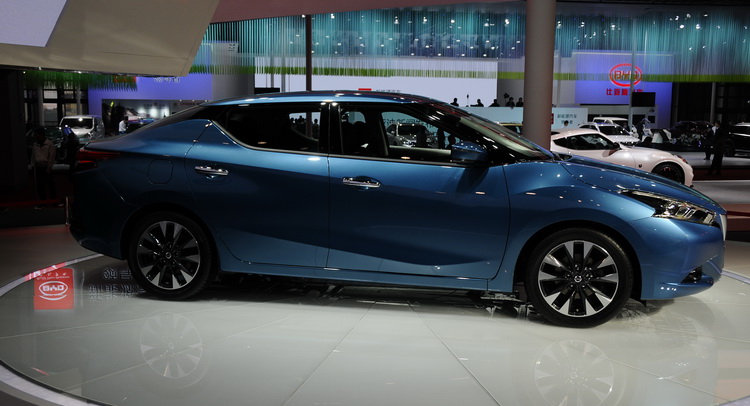  Nissan’s All-New Lannia Looks Like A Sentra-Sized 2016 Maxima