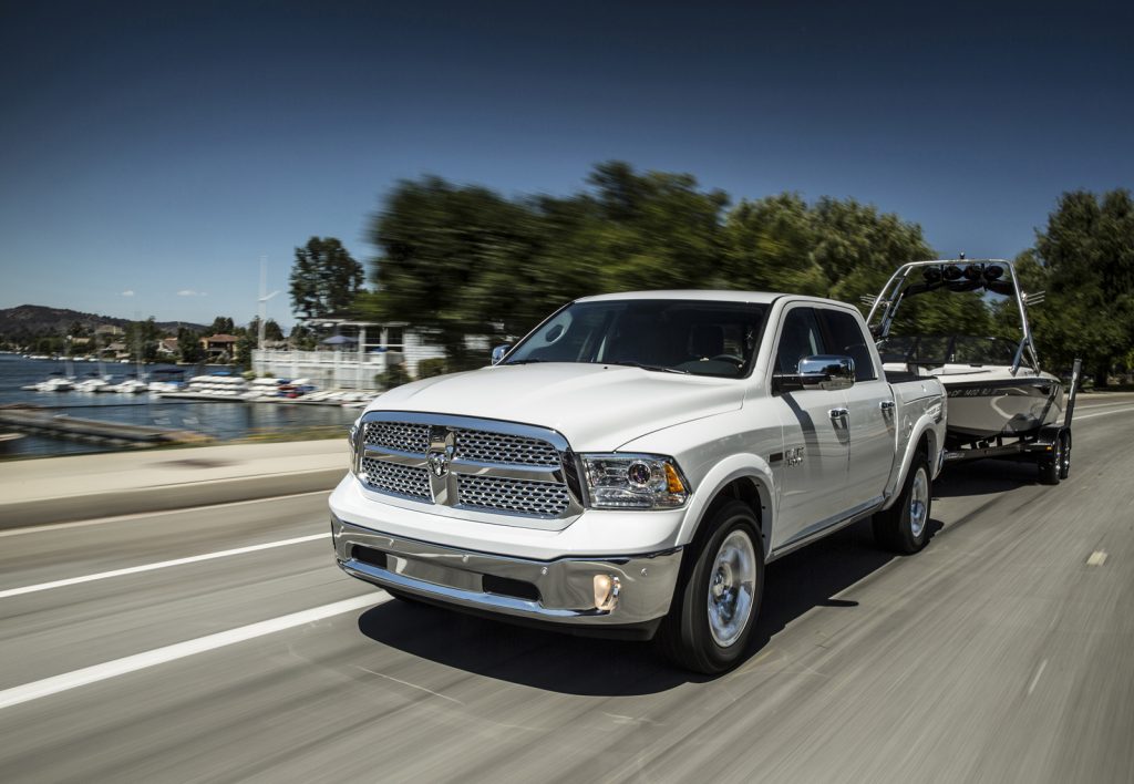 001eaf47 2015 ram 1500 ecodiesel 6 1024x708 - Auto Recent