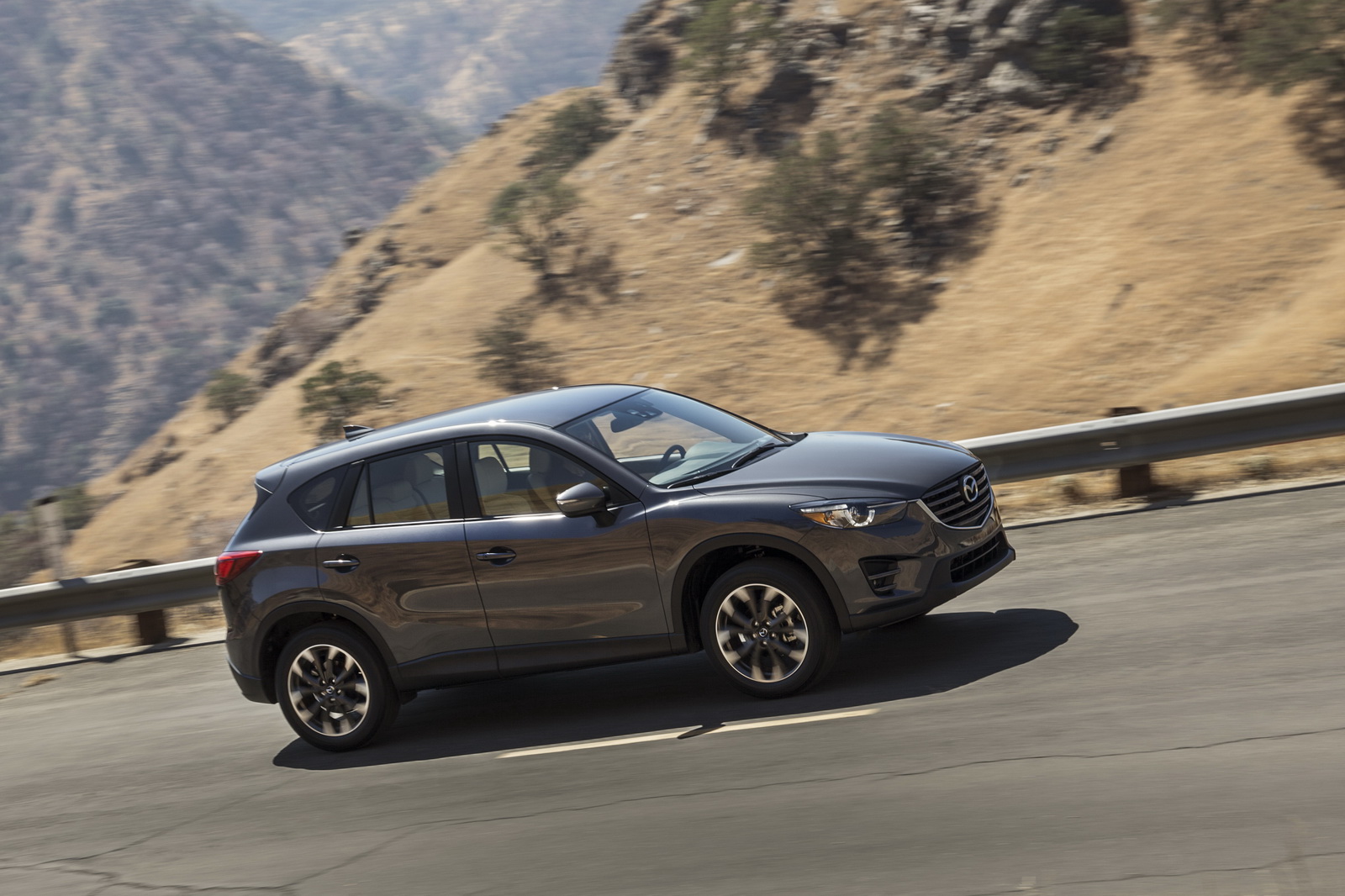 Mazda x 5