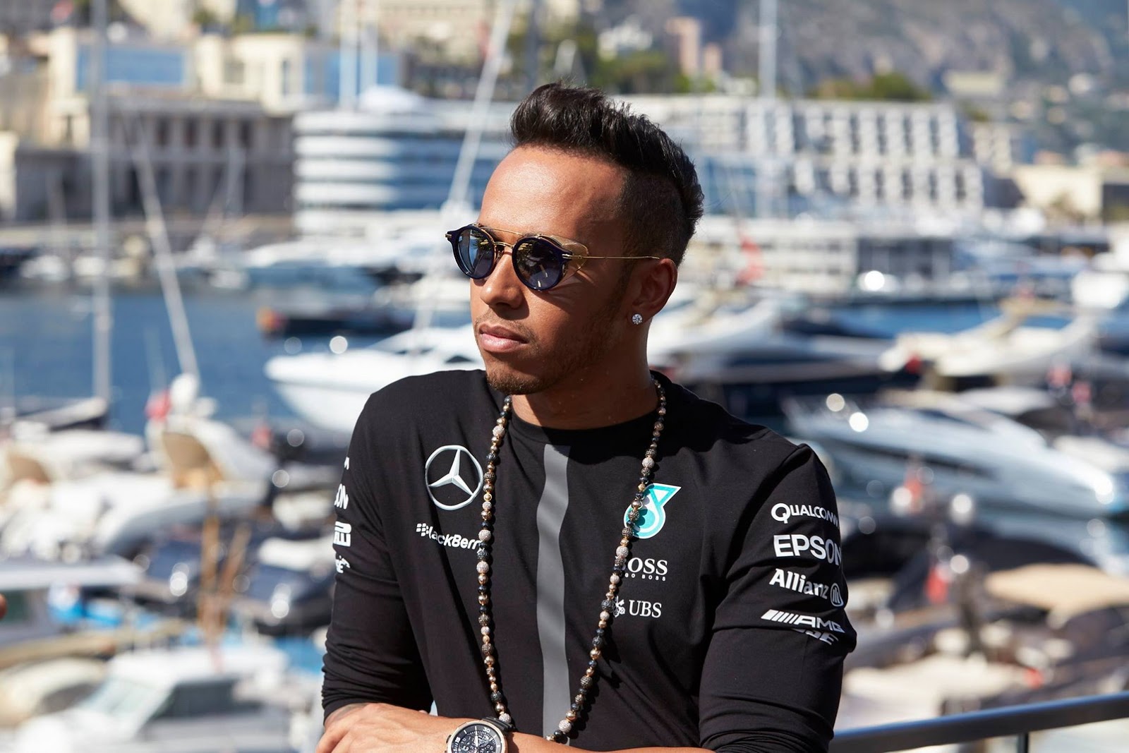 Lewis Hamilton Signs New Three Year Contract With Mercedes Carscoops