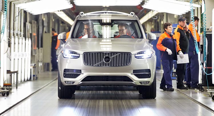  Volvo Adds Third Shift, Hires 1,500 People To Build All-New XC90 At Torslanda Plant