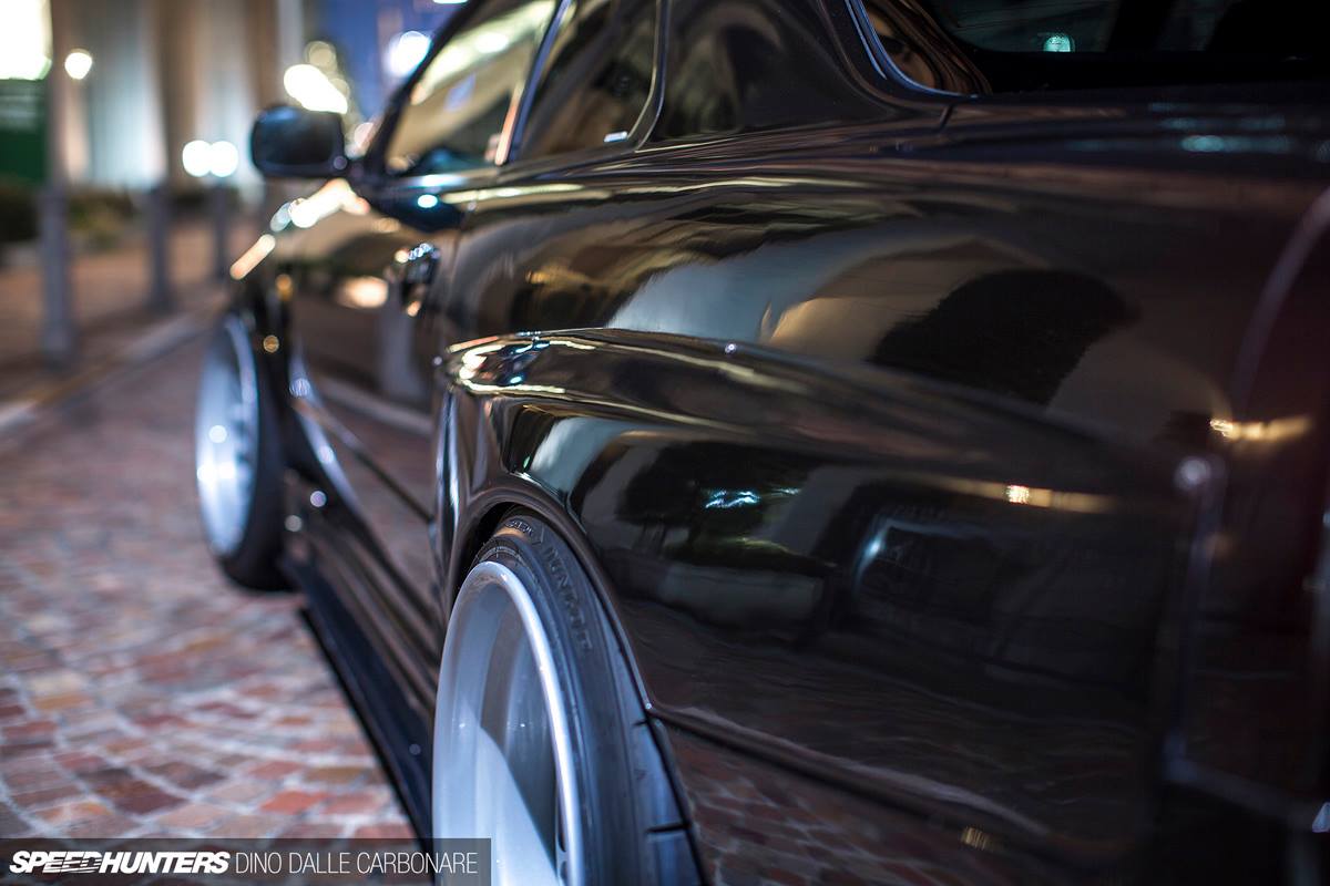 Custom Wheels Look At Home On Iconic Nissan Skyline GT-R R34 | Carscoops