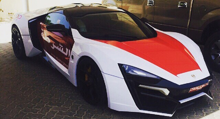  Abu Dhabi Police Completes Fleet Of Cars With Super-Rare Lykan Hypersport
