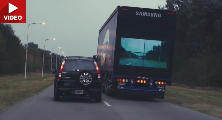  Samsung’s “Safety Truck” Is Brilliant Yet Kind Of A Long Shot