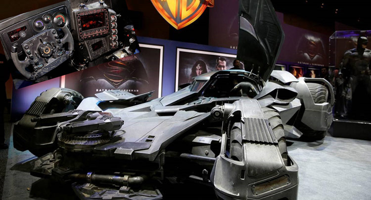  Batman v Superman’s New Batmobile Is A 20-Foot Long, 7,000 Pound, 205 MPH Beast