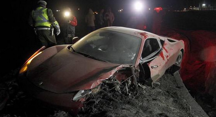  Juventus Star Arturo Vidal Crashes His Ferrari 458 Near Chilean Capital [w/Video]