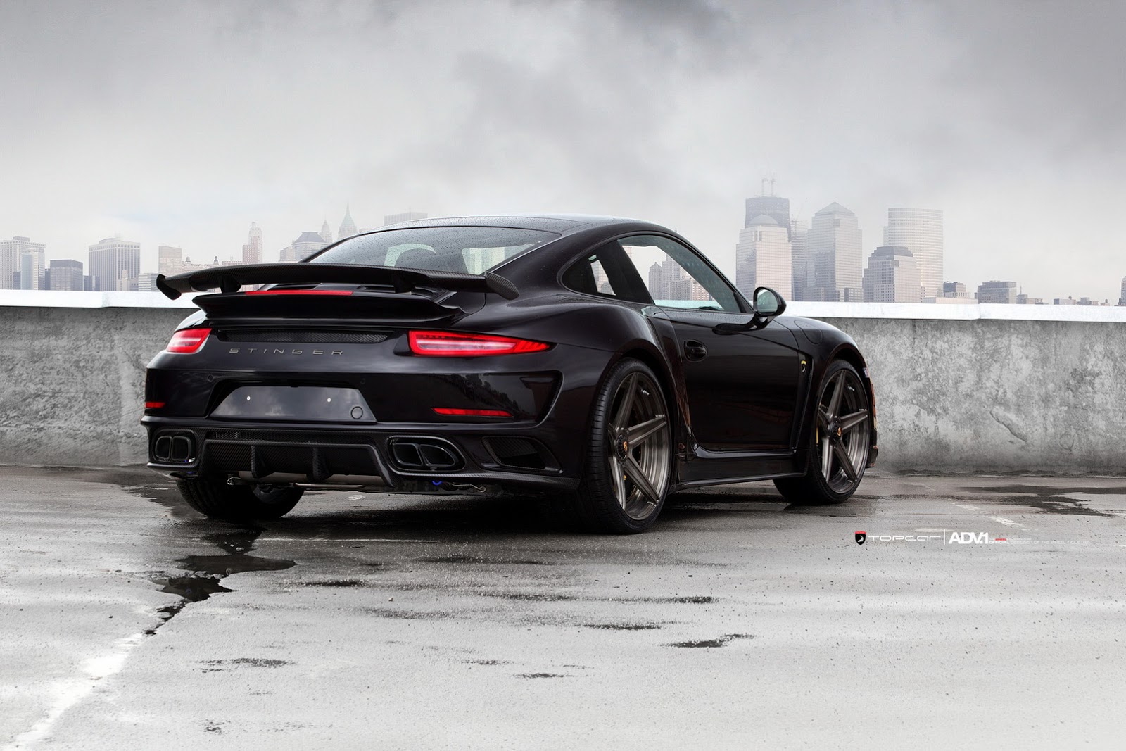 Porsche 911 stinger gtr
