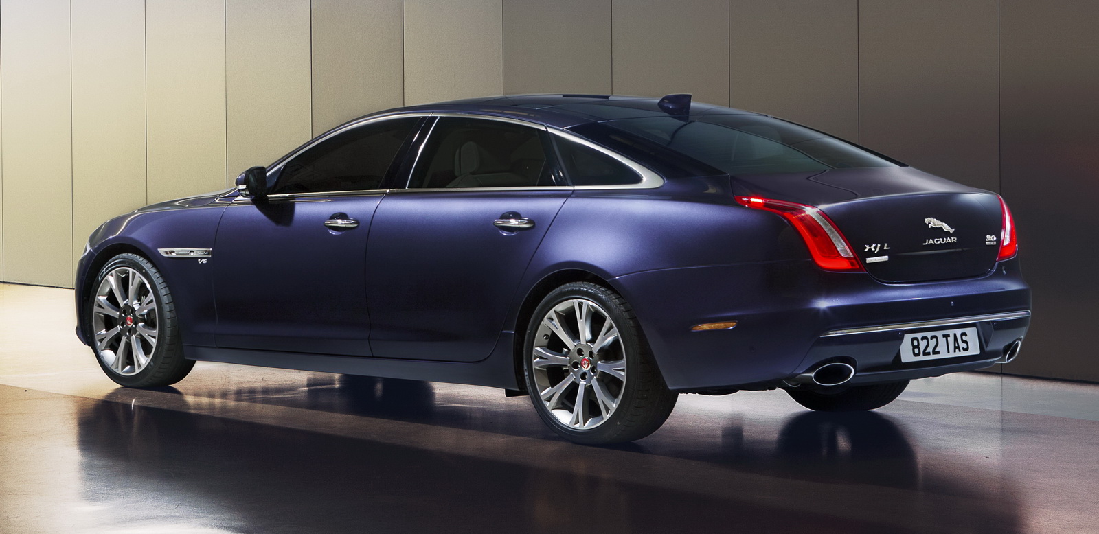 Jaguar xj 2016