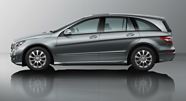 Mercedes-Benz Could Revive Recently Departed R-Class