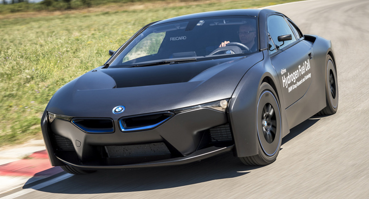  BMW Showcases i8 and 5-Series GT Fuel Cell Prototypes