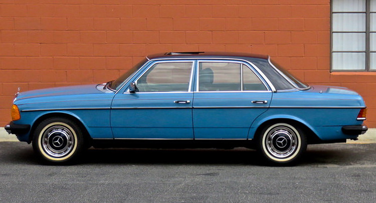  Tastefully-Modded Mercedes 300D In Perfect Condition Could Be Yours [44 Pics]