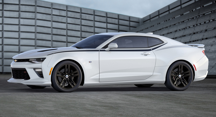 16 Chevrolet Camaro Starts From 26 695 Online Configurator Launched Carscoops