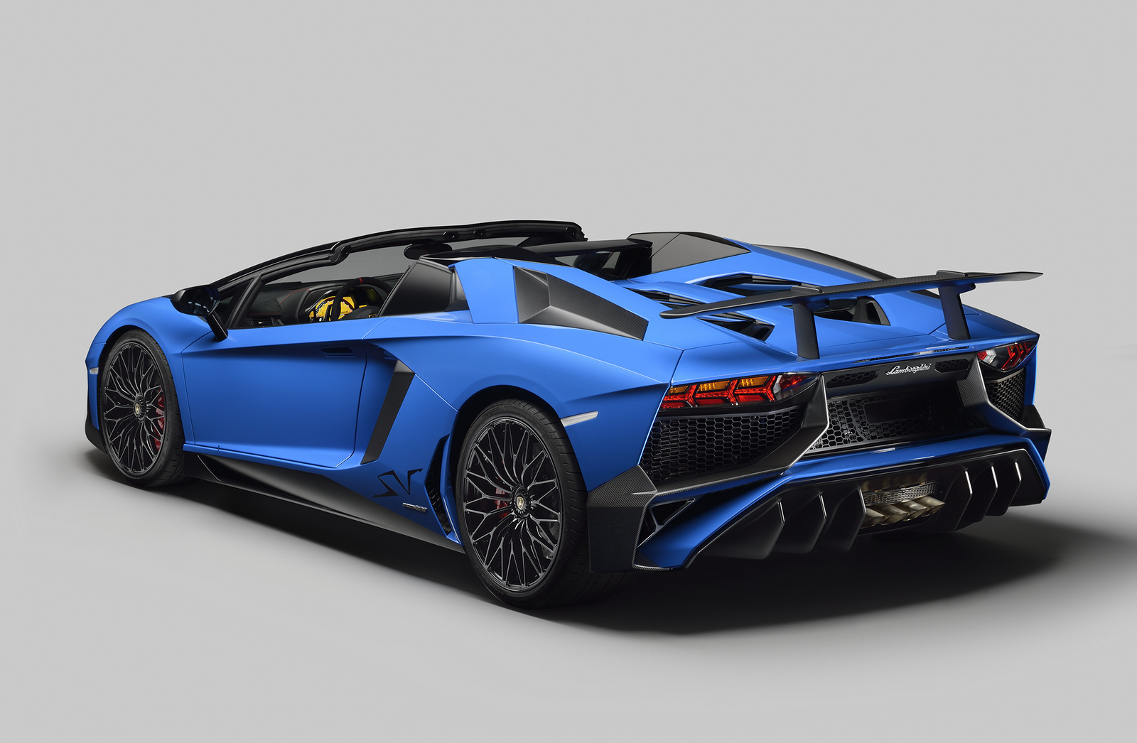Lamborghini Aventador LP780-4 Ultimae Sold Out, Bid Farewell To The Non Electrified V12