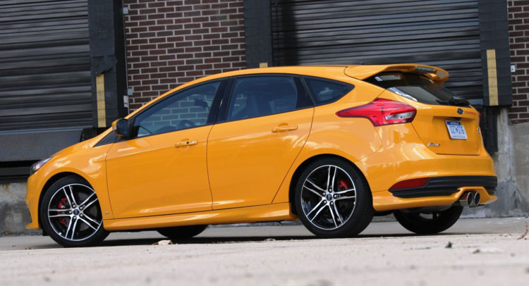  Ford Tunes Its Own Focus ST To 275 Horses