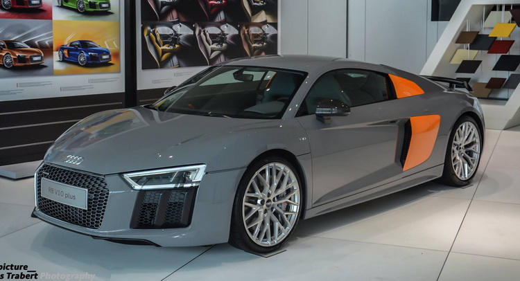  This Two-Tone R8 V10 Plus By Audi Exclusive Looks Rather Clever
