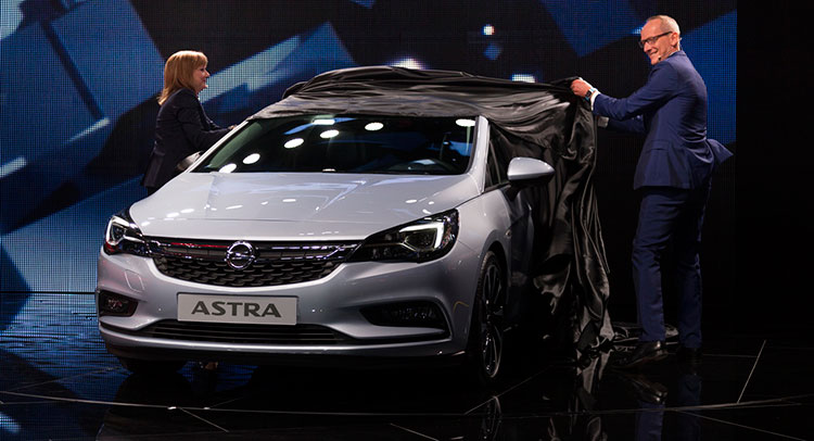  Opel Premiers New Astra, Plans 29 New Models By 2020