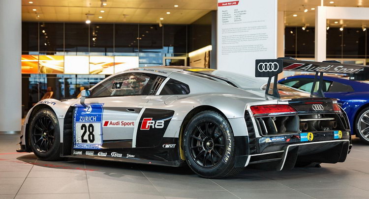  Audi R8 LMS GT3 Brings Thunder To Showroom Floor