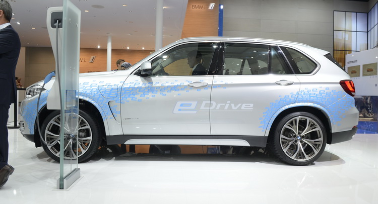  New Plug-in BMW X5 xDrive40e Ends Up In Frankfurt After Shanghai