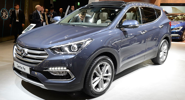  2016 Hyundai Santa Fe Shows Its New Face In Frankfurt