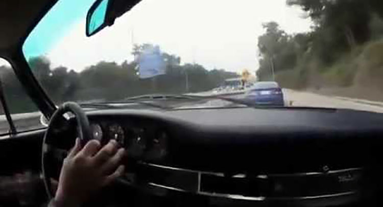  Watch Magnus Walker Drive His 911 At High Speed Through Traffic