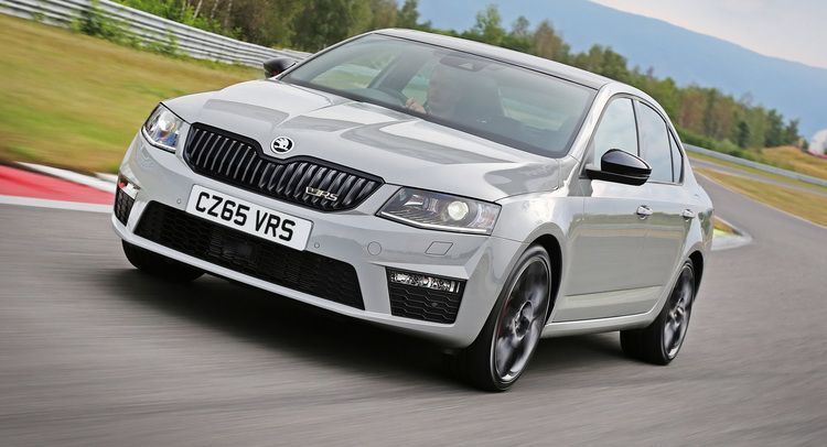  Skoda Octavia vRS Gets AWD Option & Sat-Nav As Standard In The UK