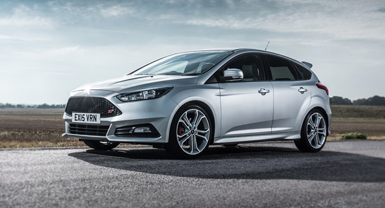  Ford Focus ST Gets 275PS Mountune Performance Kit In The UK Too