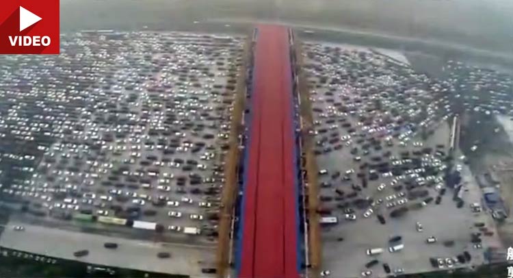  When A Chinese City Of 11.5 Million Goes On Vacation You Get A 50-Lane Traffic Jam
