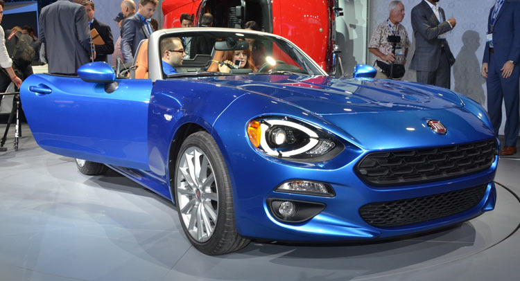  New Fiat 124 Spider Shines From The L.A. Auto Show Floor