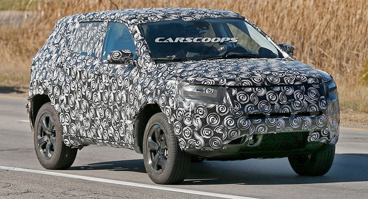  2017 Jeep Compact CUV Spied, Merges Compass And Patriot Into One