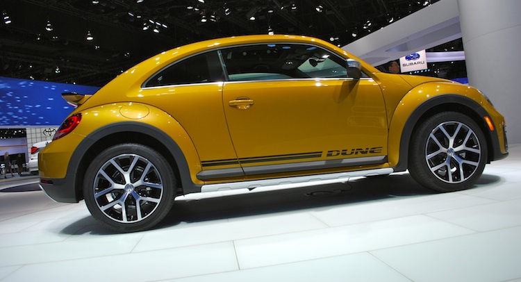  It’s OK To Fall For The VW Beetle Dune