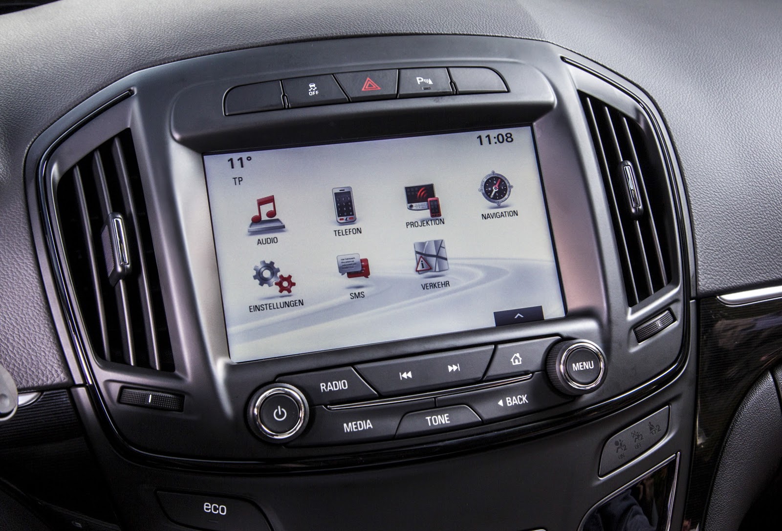 Opel Extends Apple CarPlay & OnStar Tech To Insignia