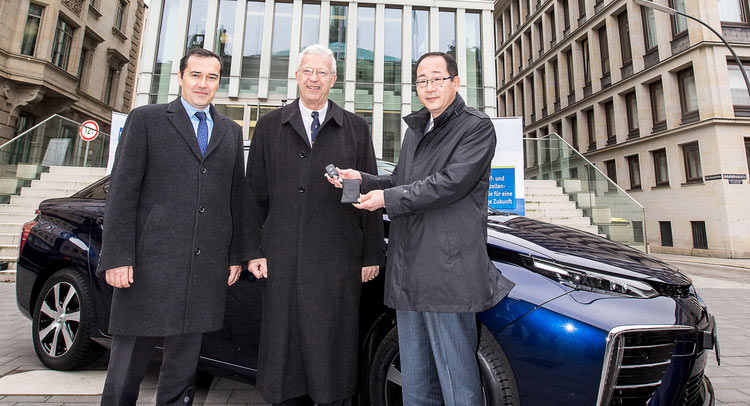  Fuel Cell Toyota Mirai Gets Delivered To Its First German Customer