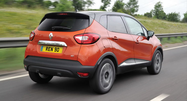  Renault Throws More Kit Into Clio And Captur Models For Free
