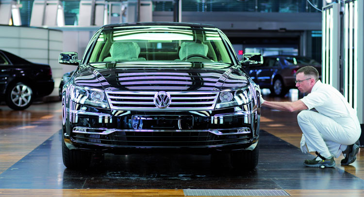  VW Phaeton Falls Victim To Dieselgate Cost Cuts; Production To Be Suspended In 2016