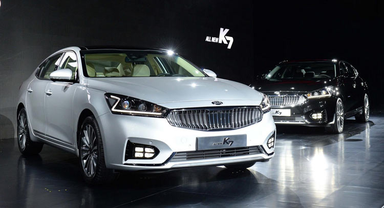Kia Finally Releases Specs & Pics On 2017 Cadenza