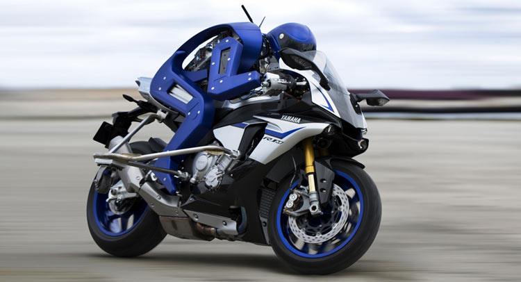  Yamaha’s Mindblowing Motobot Autonomous R1M To Hit Racetracks In 2017