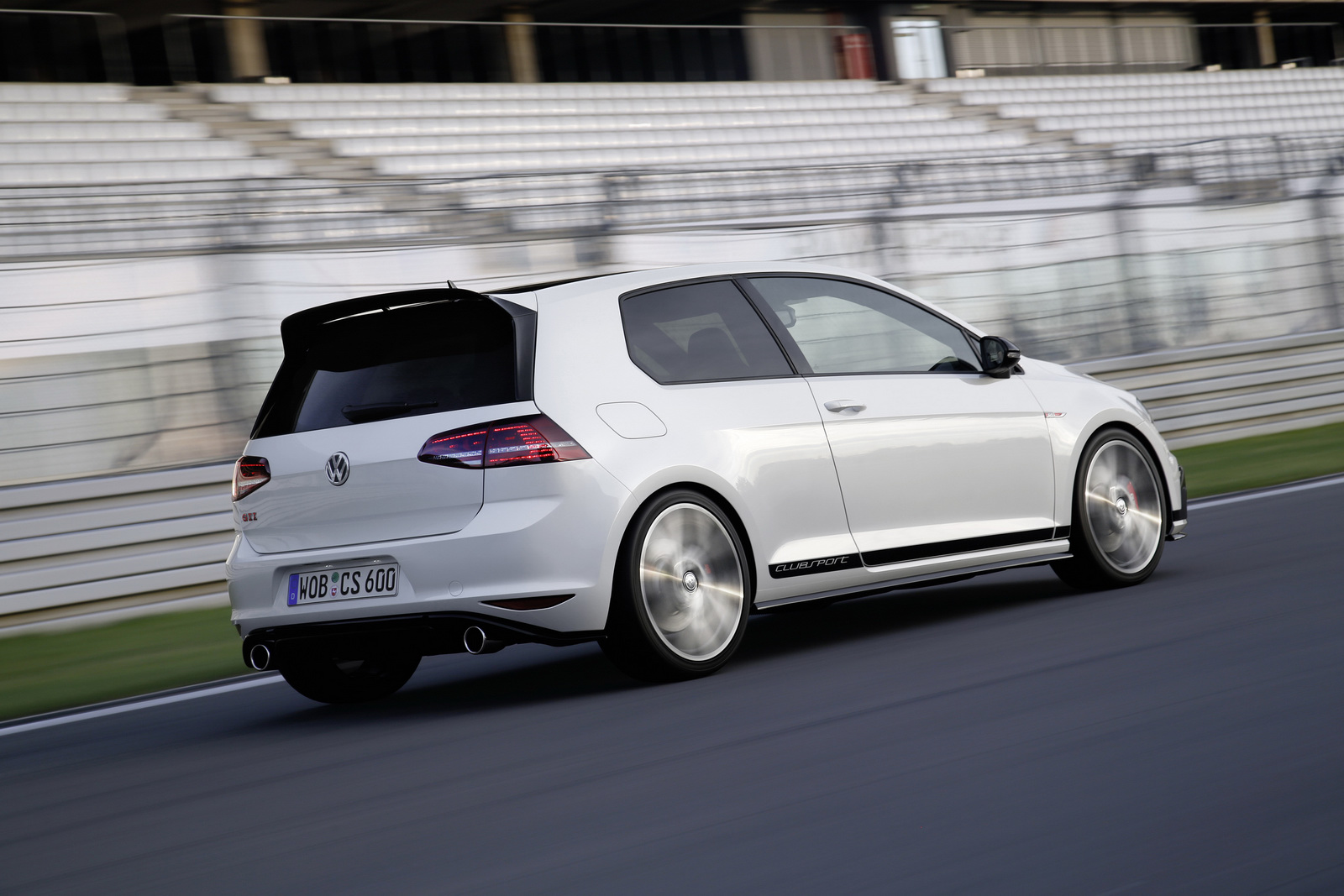 The new Golf GTI Clubsport – World premiere of the 300 PS flagship GTI  model