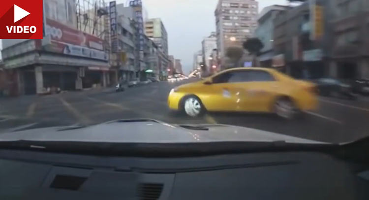  BMW M3 Speedster Trying To Impress Girl Meets Negligent Taxi Driver